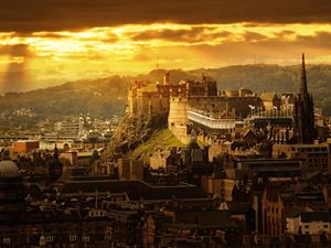 Edinburgh Castle in the sun